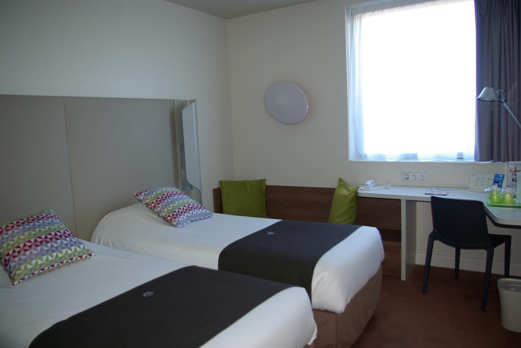 Campanile Carcassonne Est - La Cite Hotel Kültér fotó