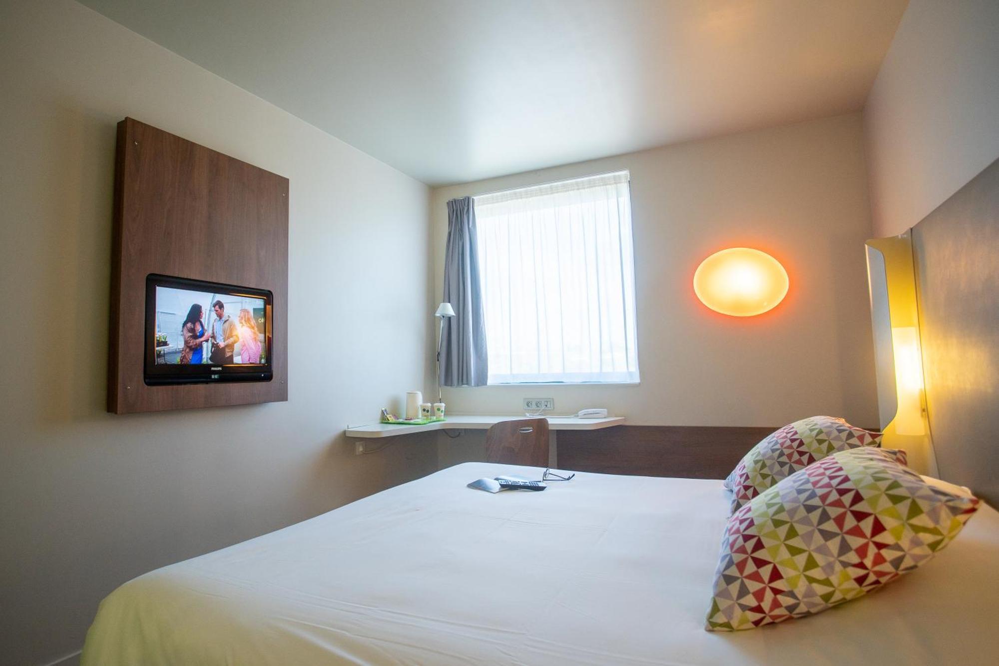 Campanile Carcassonne Est - La Cite Hotel Kültér fotó