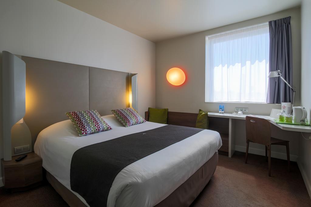 Campanile Carcassonne Est - La Cite Hotel Kültér fotó