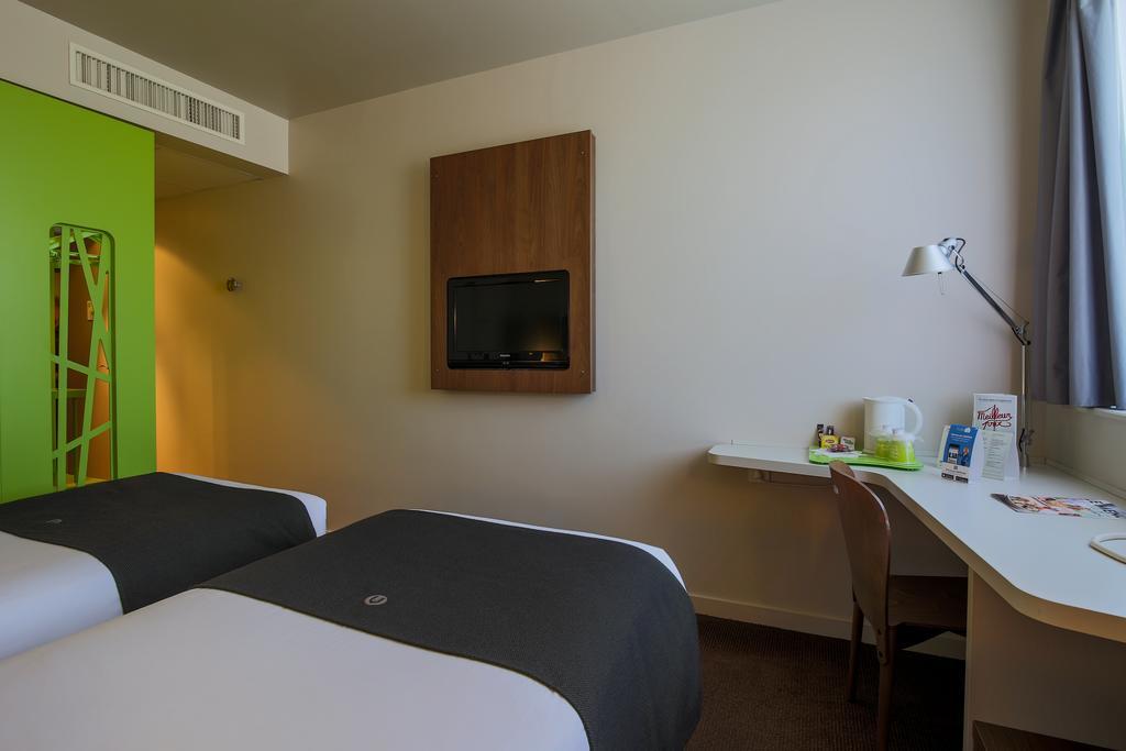Campanile Carcassonne Est - La Cite Hotel Kültér fotó